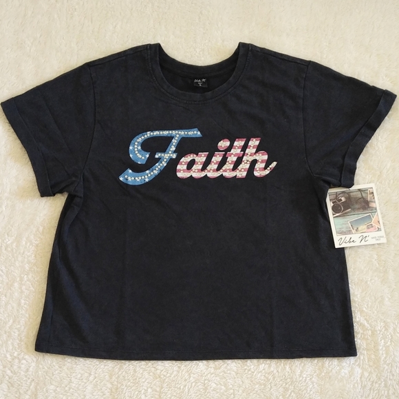 Vibe N' Tops - Vibe N' "Faith"🙏 Graphic Tee - NWT